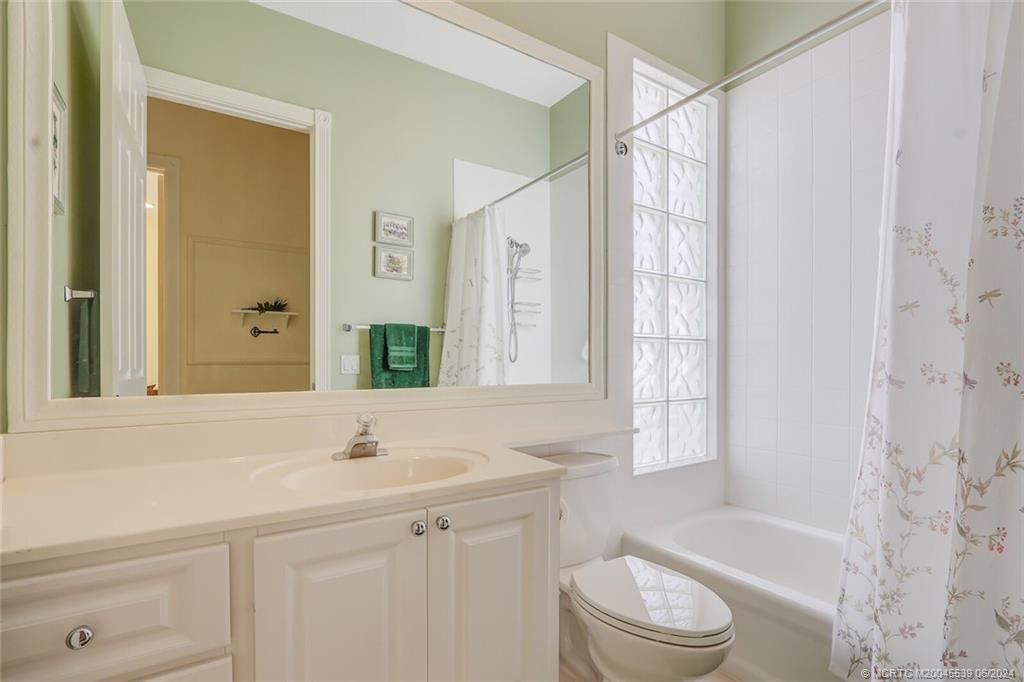 1325 SW Balmoral Trace