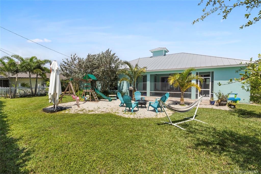1656 SE Dome Circle