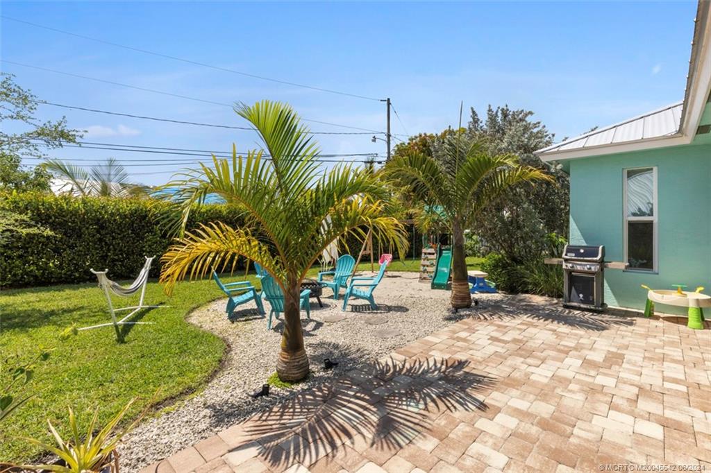 1656 SE Dome Circle