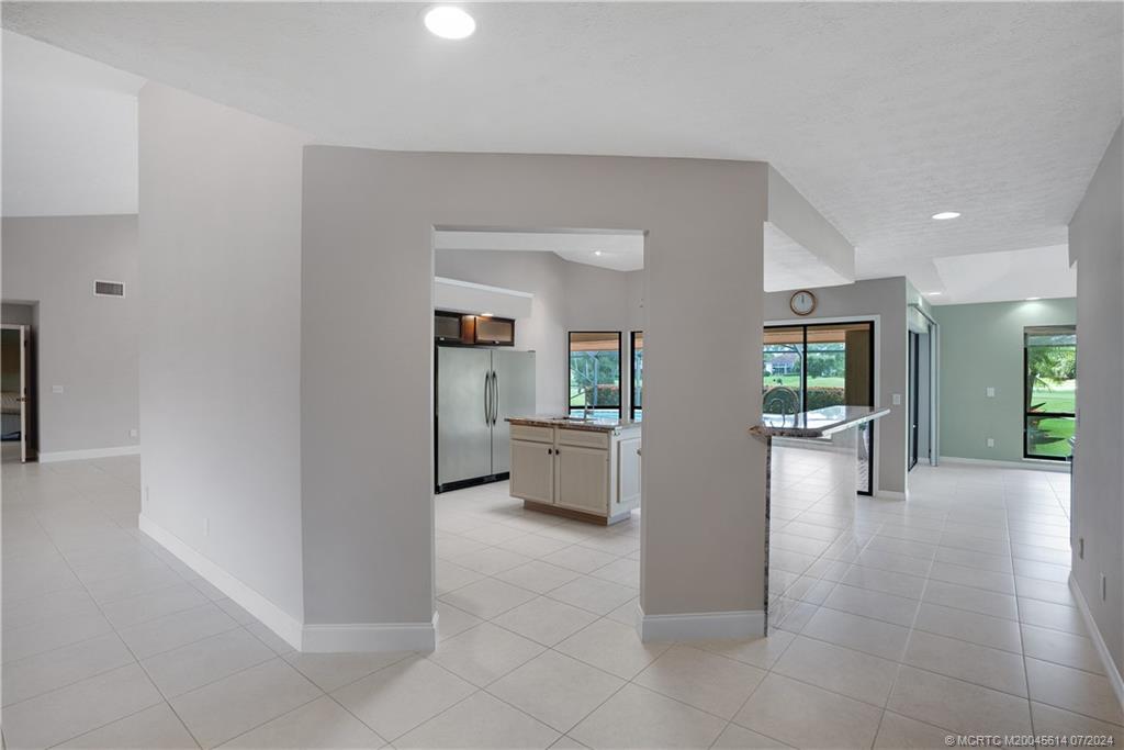 3862 SW Bimini Circle N