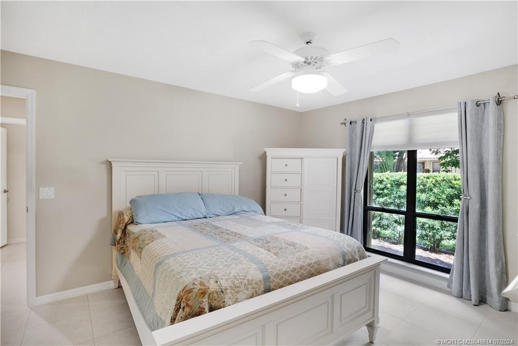 3862 SW Bimini Circle N