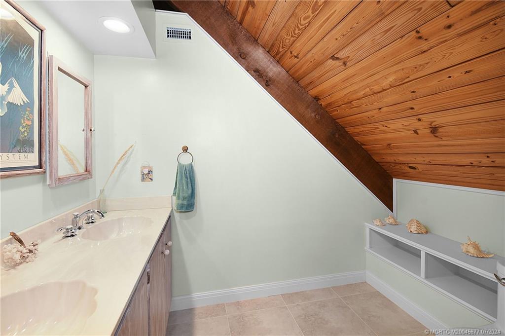 5513 Spruce Drive