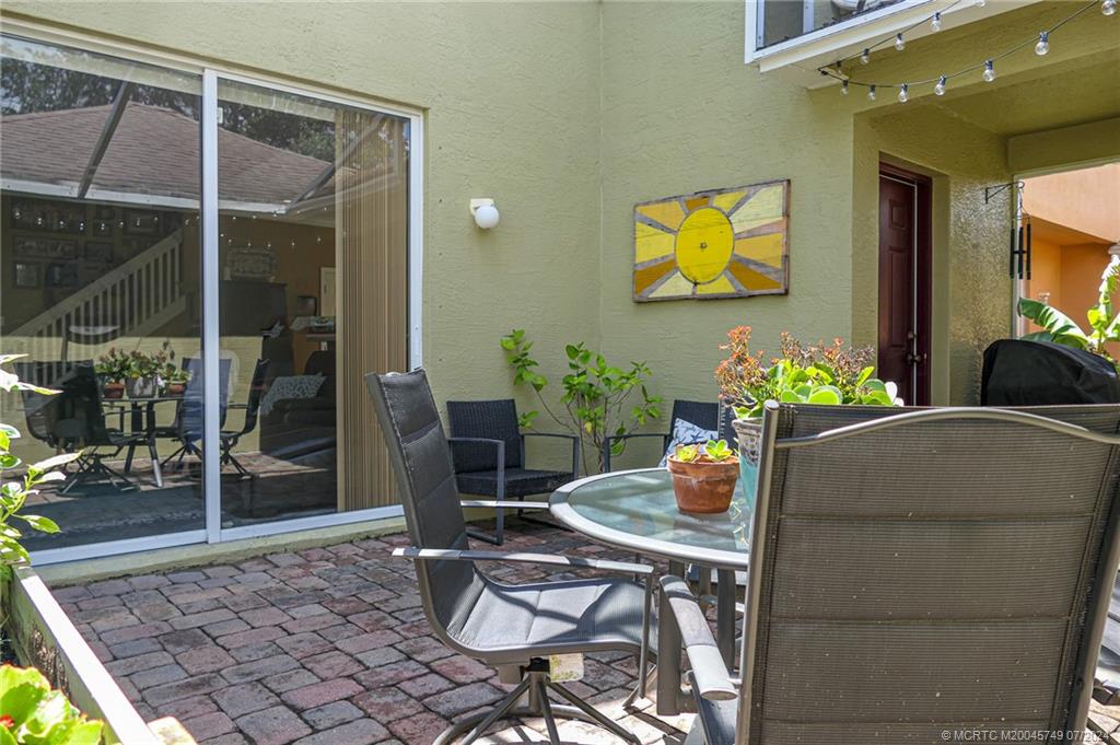 2367 SE Ruskin Drive