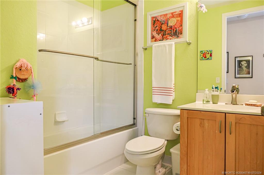 2367 SE Ruskin Drive