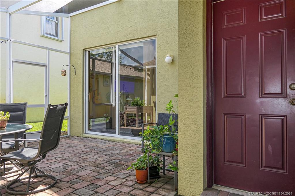 2367 SE Ruskin Drive