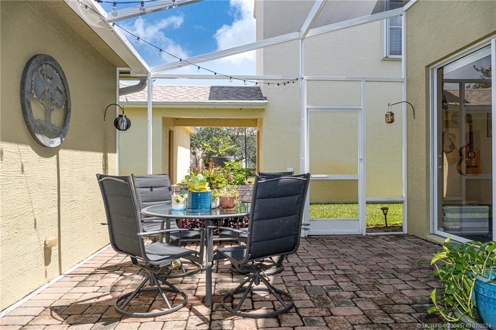 2367 SE Ruskin Drive