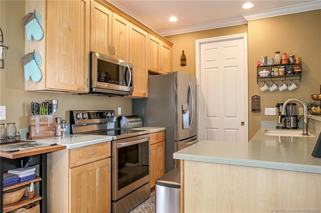 2367 SE Ruskin Drive