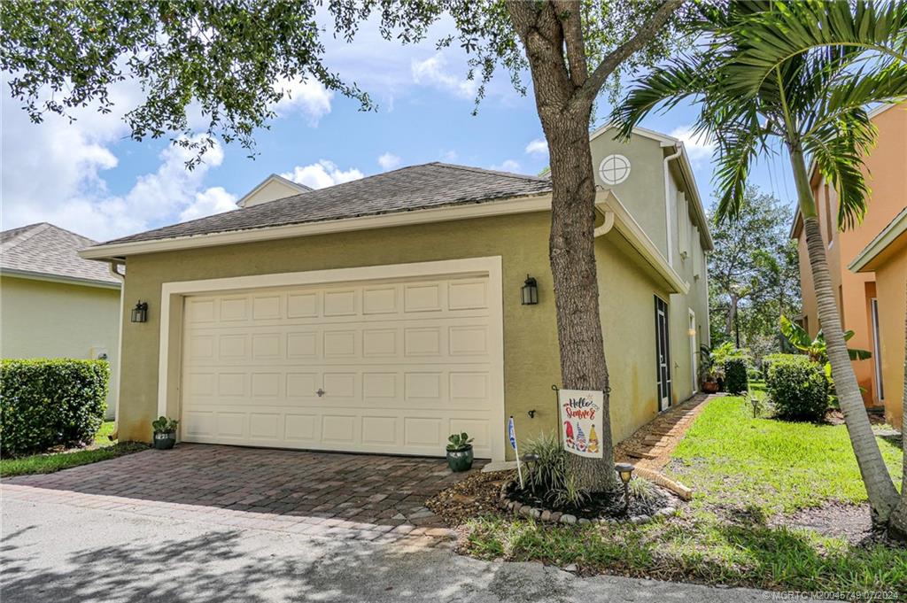 2367 SE Ruskin Drive