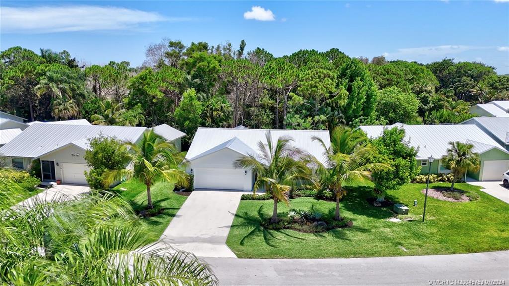 4142 SE Peppertree Street