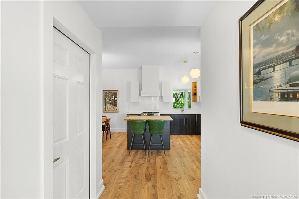 4142 SE Peppertree Street