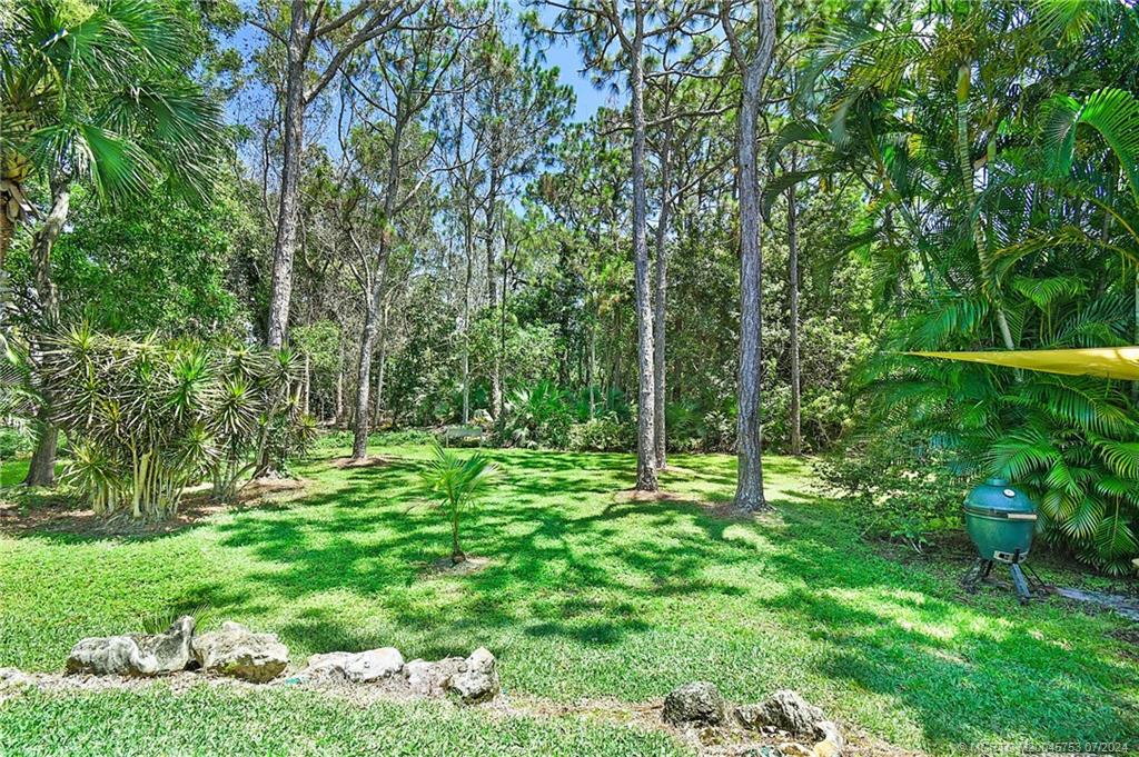 4142 SE Peppertree Street