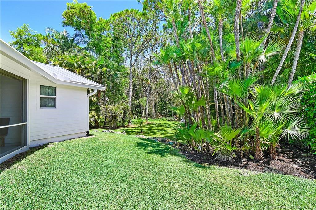 4142 SE Peppertree Street