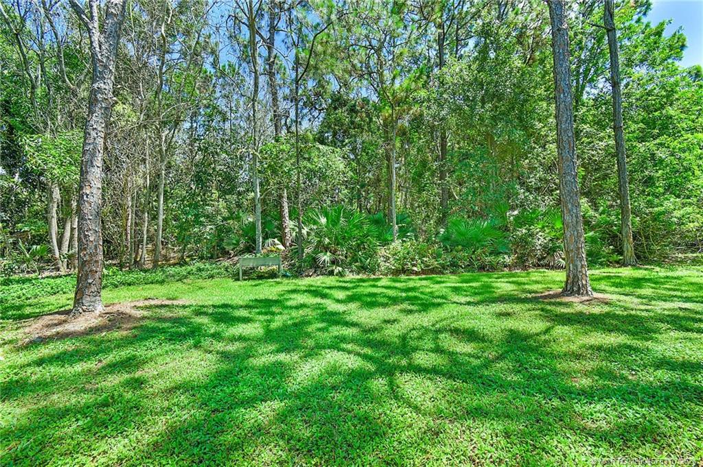 4142 SE Peppertree Street