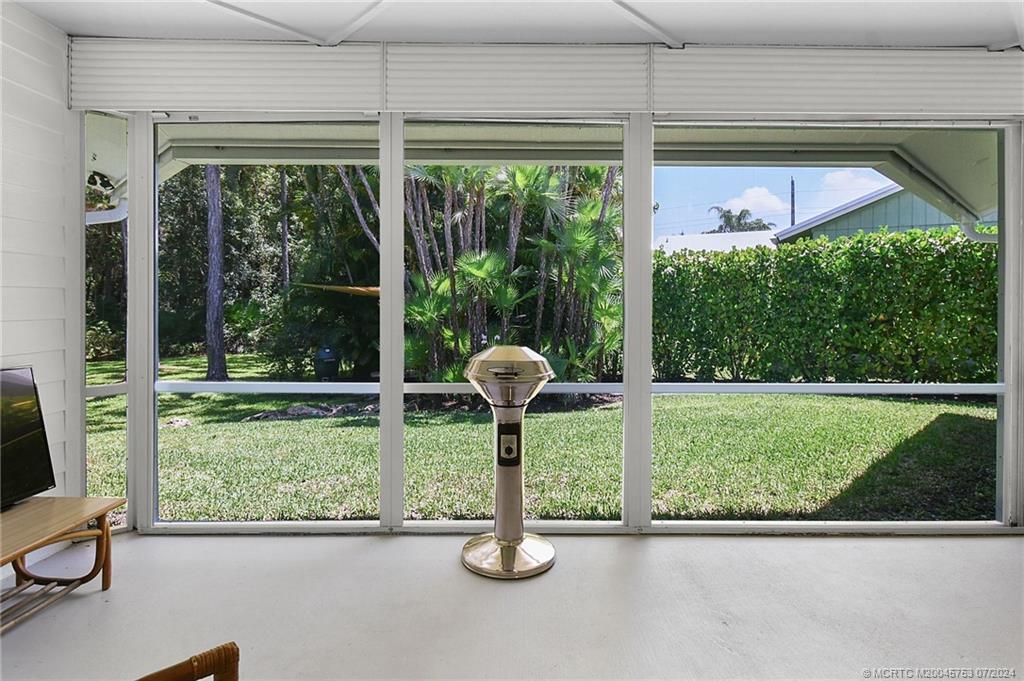 4142 SE Peppertree Street