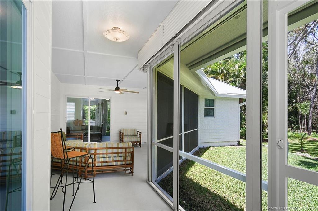 4142 SE Peppertree Street