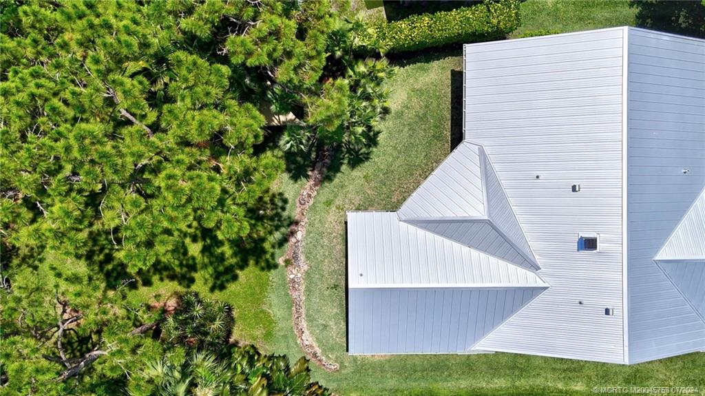 4142 SE Peppertree Street