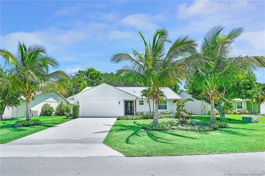 4142 SE Peppertree Street