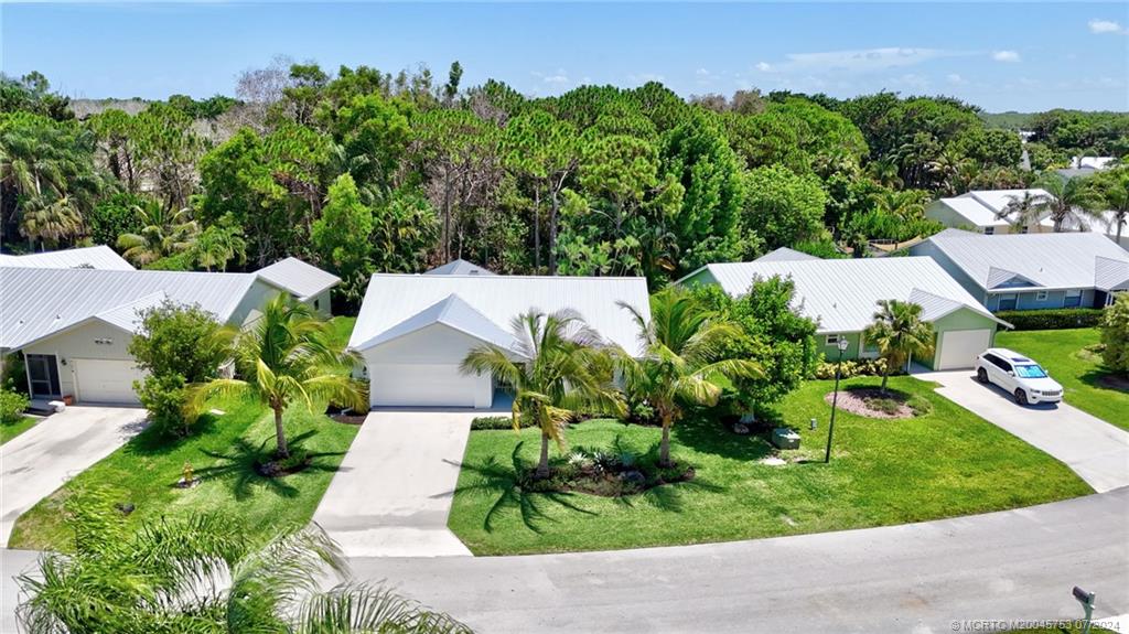 4142 SE Peppertree Street