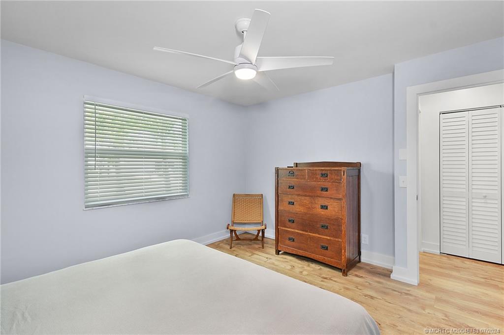 4142 SE Peppertree Street