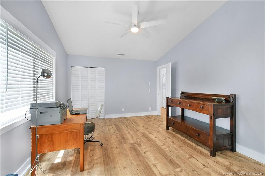 4142 SE Peppertree Street