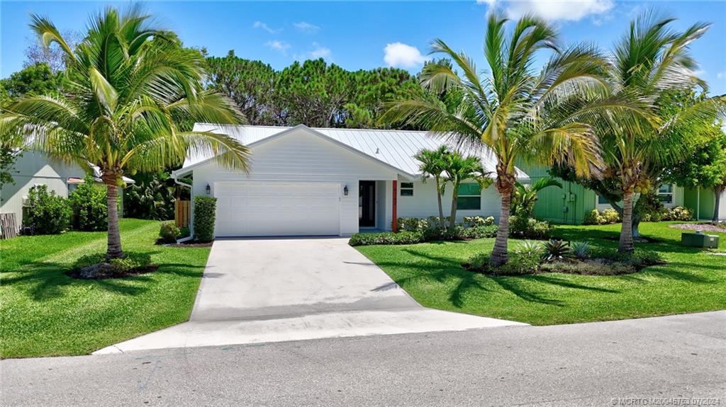 4142 SE Peppertree Street