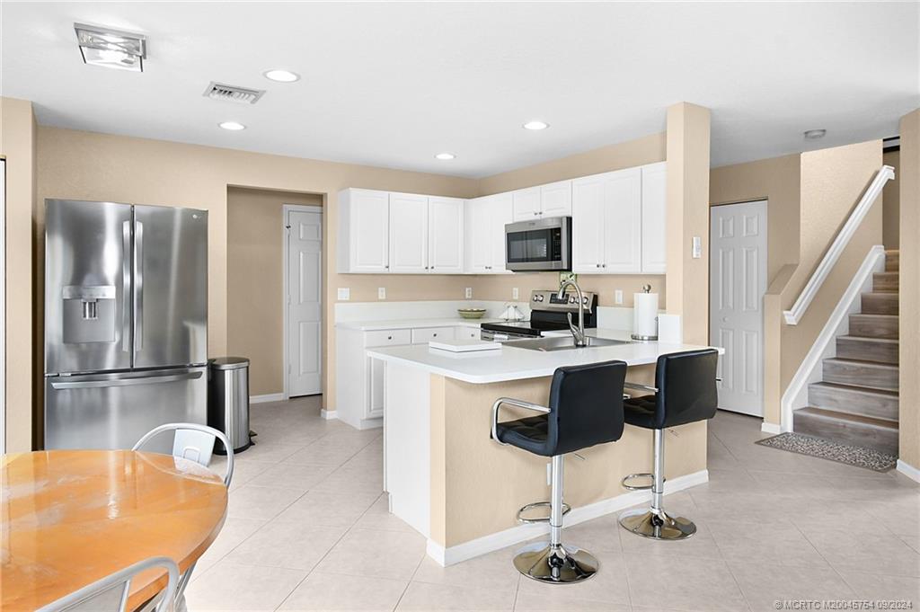 4466 SE Graham Drive