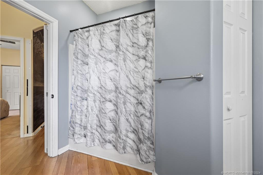 2409 SE Rival Avenue