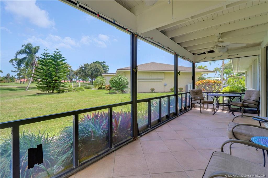 5269 SE Sea Island Way