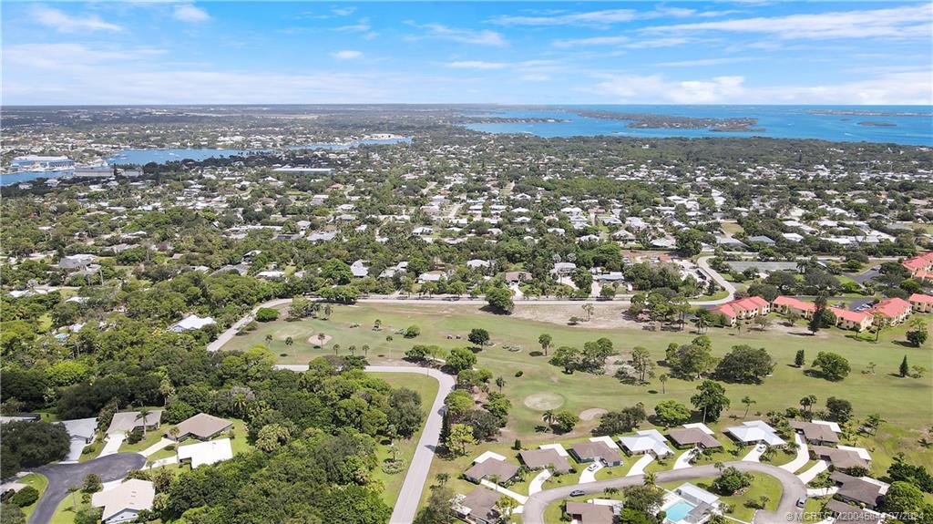 5269 SE Sea Island Way