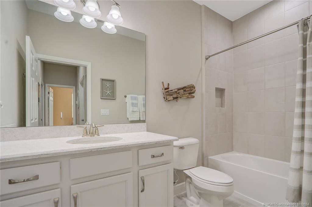 12914 SW Lake Fern Circle