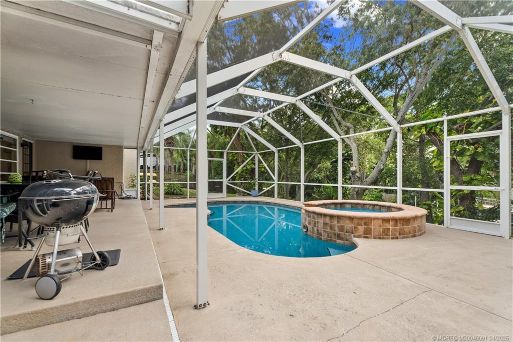 117 NE Naranja Avenue