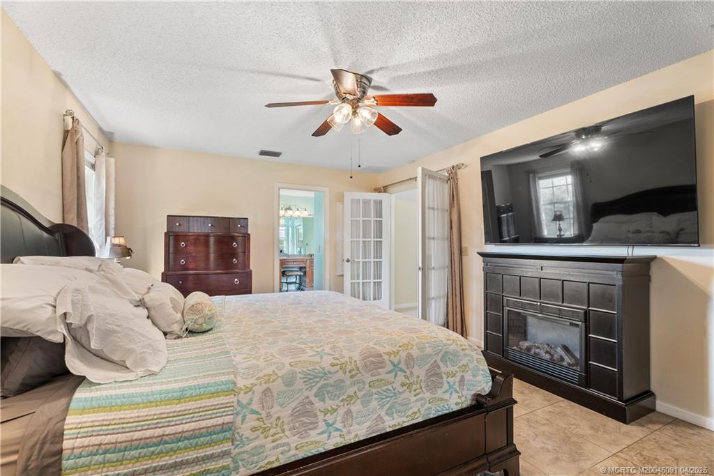 117 NE Naranja Avenue