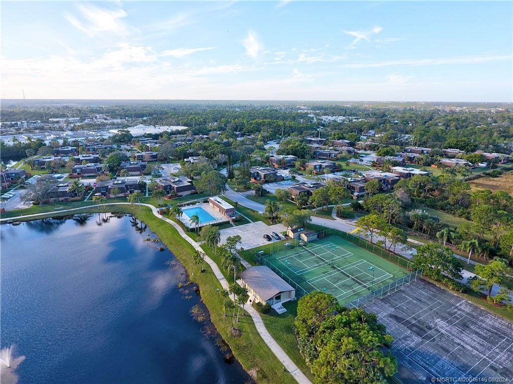 5604 SE Windsong Lane 436