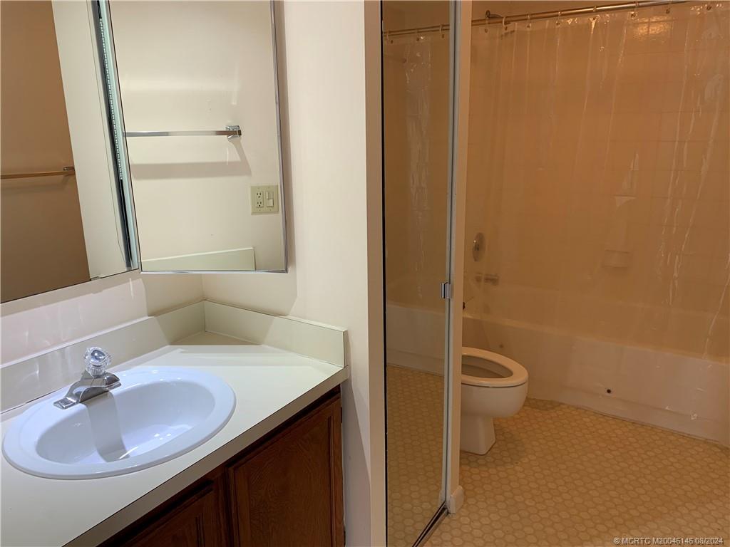 5604 SE Windsong Lane 436