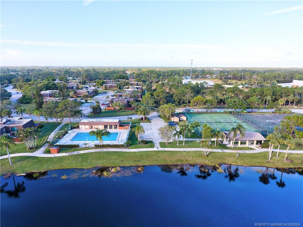 5604 SE Windsong Lane 436