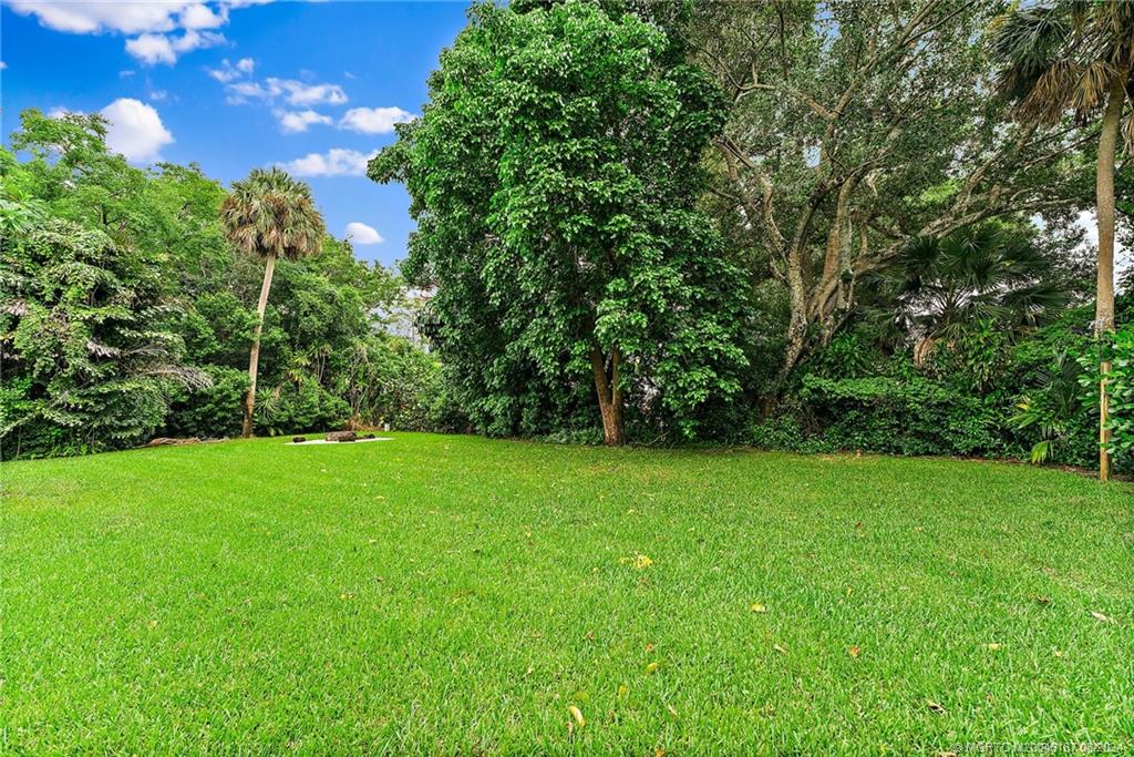 23 N Ridgeview Road