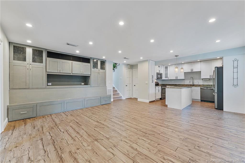 23 N Ridgeview Road