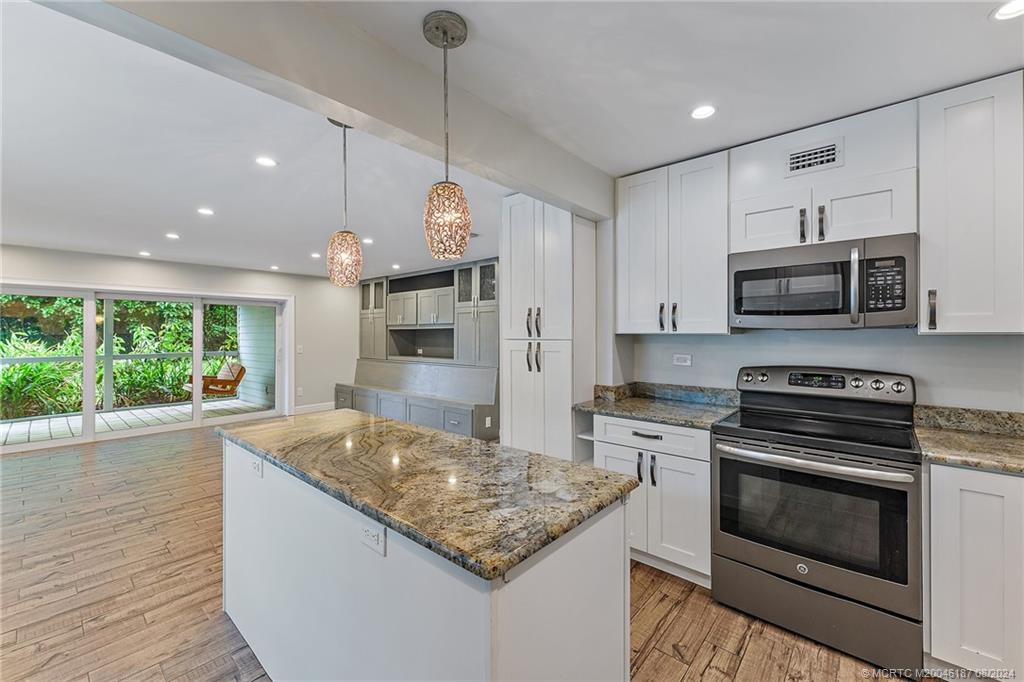 23 N Ridgeview Road