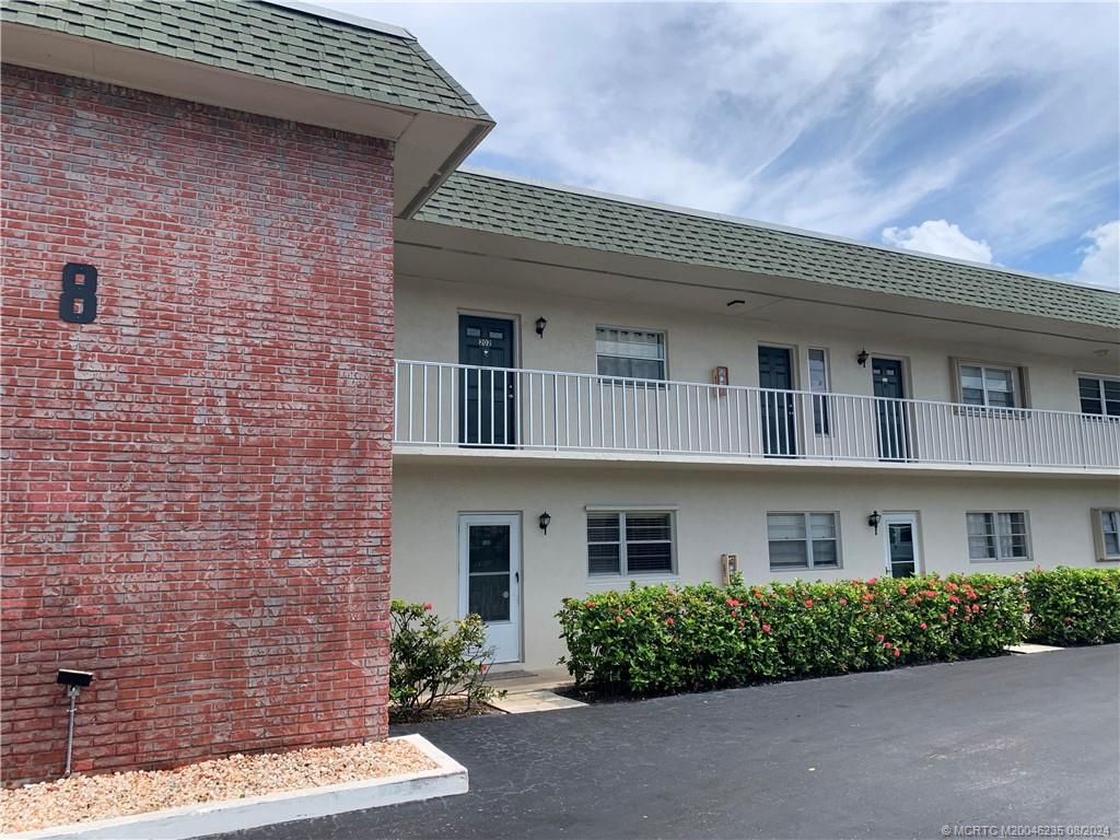 1900 S Kanner Highway 8-102