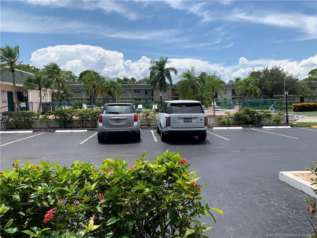 1900 S Kanner Highway 8-102