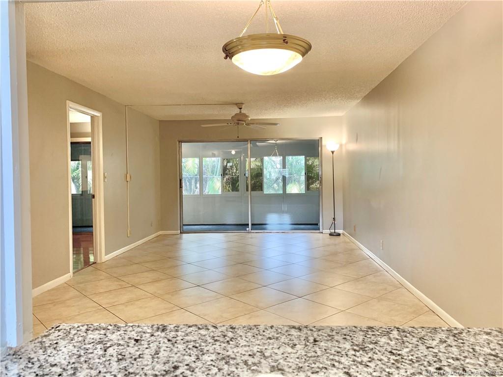 1900 S Kanner Highway 8-102