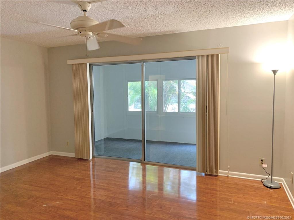 1900 S Kanner Highway 8-102