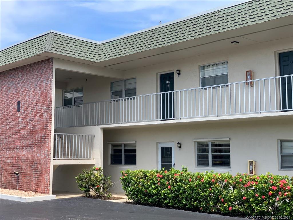 1900 S Kanner Highway 8-102