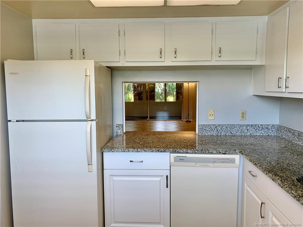 1900 S Kanner Highway 8-102