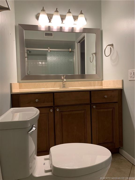 1900 S Kanner Highway 8-102