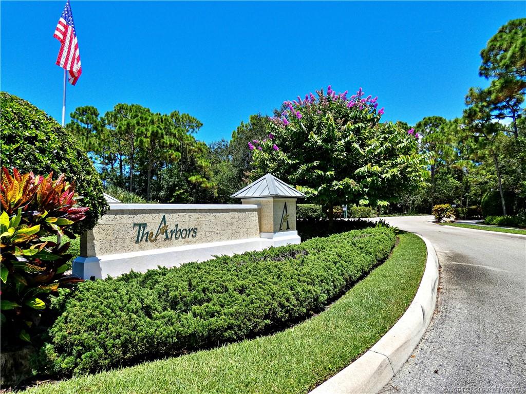 5427 SE Acadia Terrace