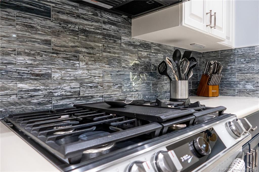 5427 SE Acadia Terrace