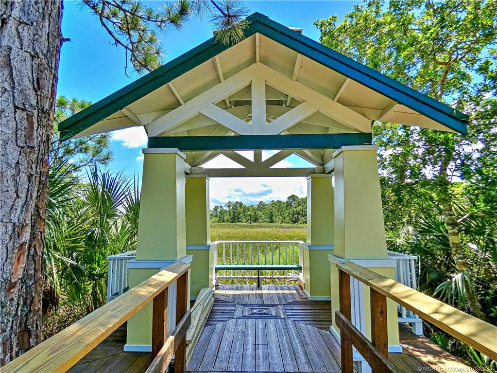 5427 SE Acadia Terrace