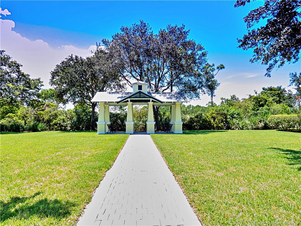 5427 SE Acadia Terrace