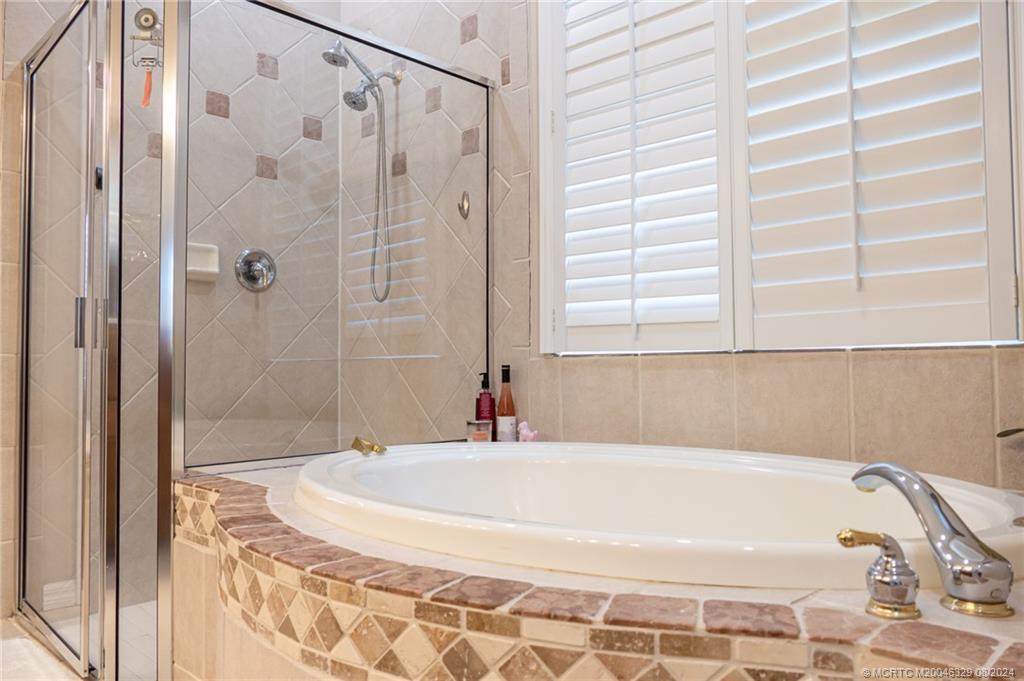 5427 SE Acadia Terrace